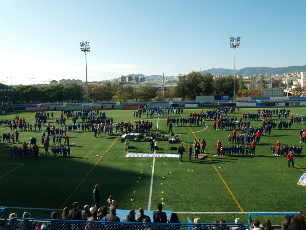 Los 39 equipos FEGrama saltan sobre el Nou Municipal de Santa Coloma