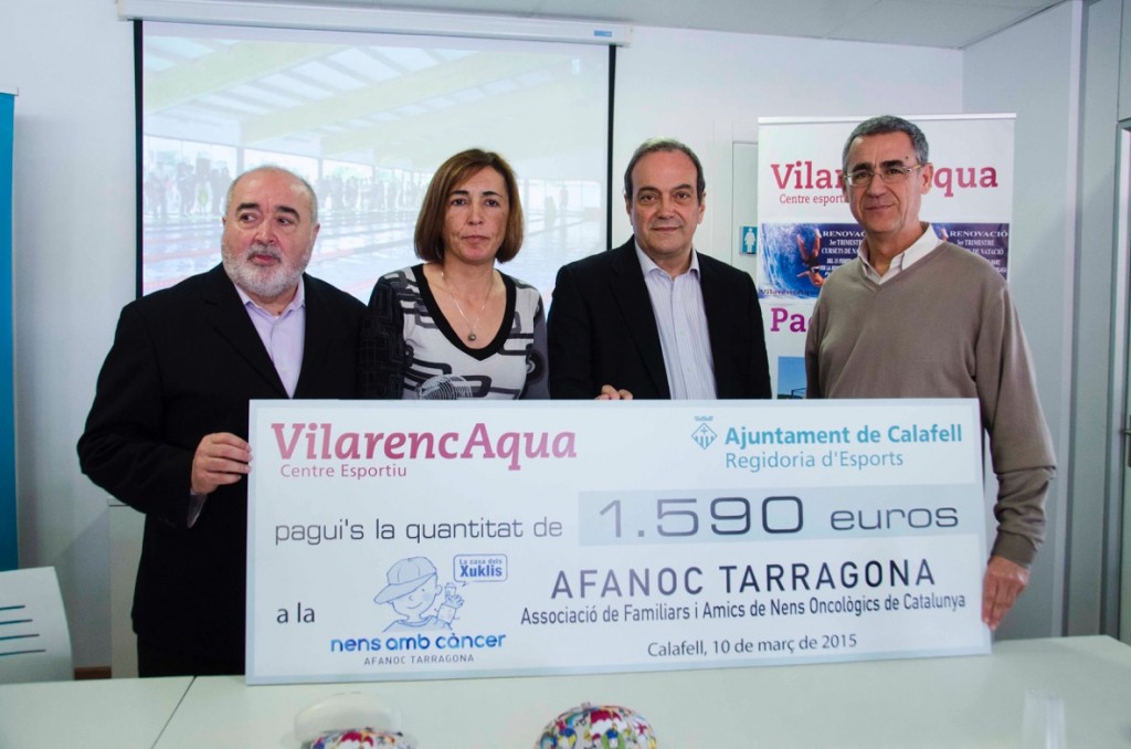 D'esquerra a dreta, el President de la Fundació Esportiva Grama i de Vilarec Aqua, Antonio Morales; la regidora d'esports de Calafell, Maite González; l'Alcalde de Calafell, Joan Olivella; i el President de la AFANOC, Miguel Javaloy.