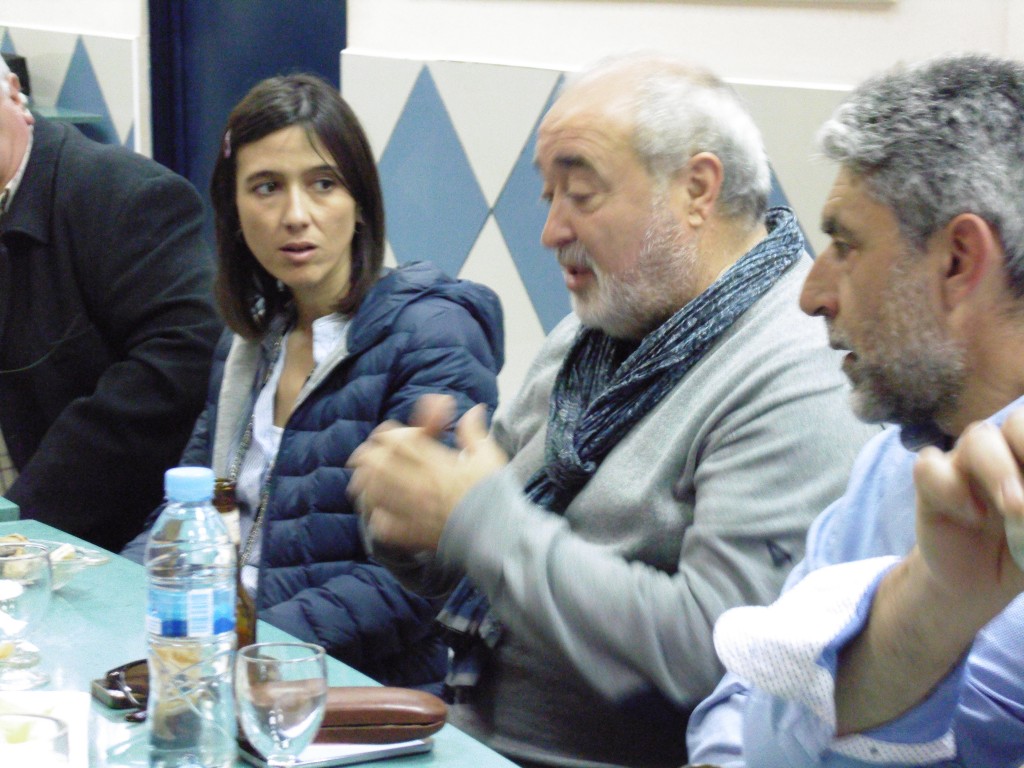 El President, Antonio Morales, agraeix a Núria Parlon el seu compromís amb la Fundación.