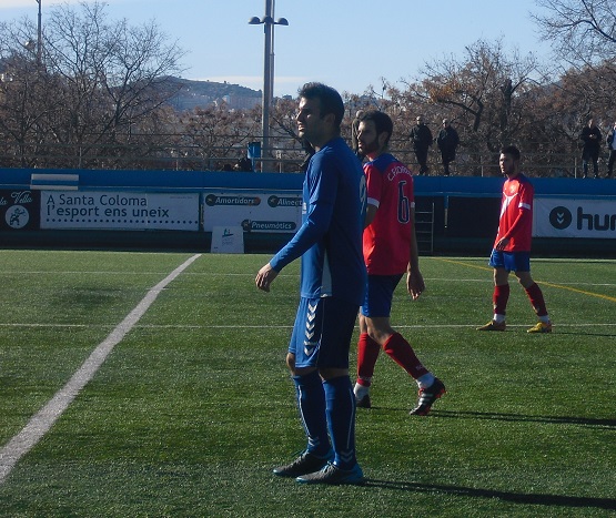 El 'Cañonero' José Mora ya lleva 51 goles con la FE Grama (11 en Segunda Cat., 38 en Tercera Cat. y 2 en Copa Catalunya).